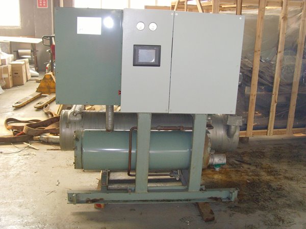 隆安酒店中央空调不停机清洗方法介绍